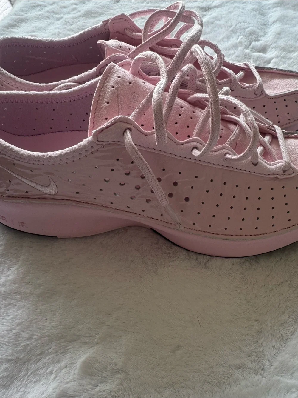Nike Women's Light Pink Suede Lace-Up Sneakers never worn